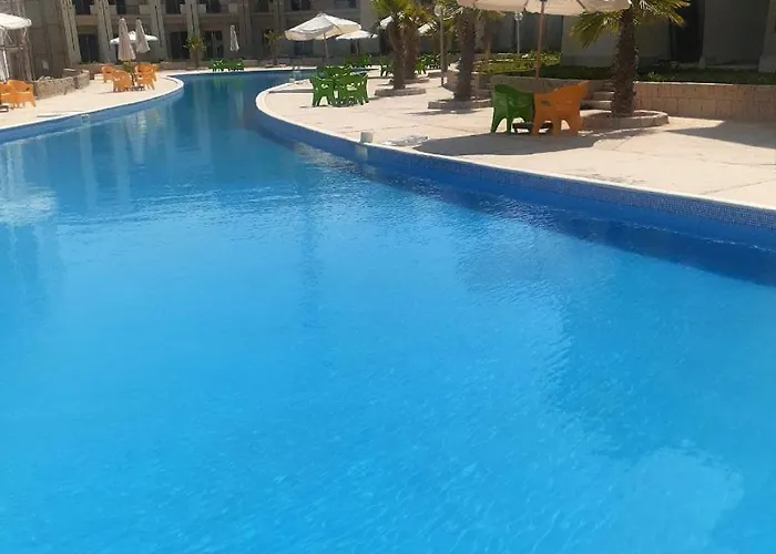 Jenlyn Chalet-families Only בית הארחה