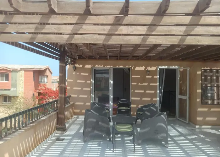 Jenlyn Chalet-families Only בית הארחה *